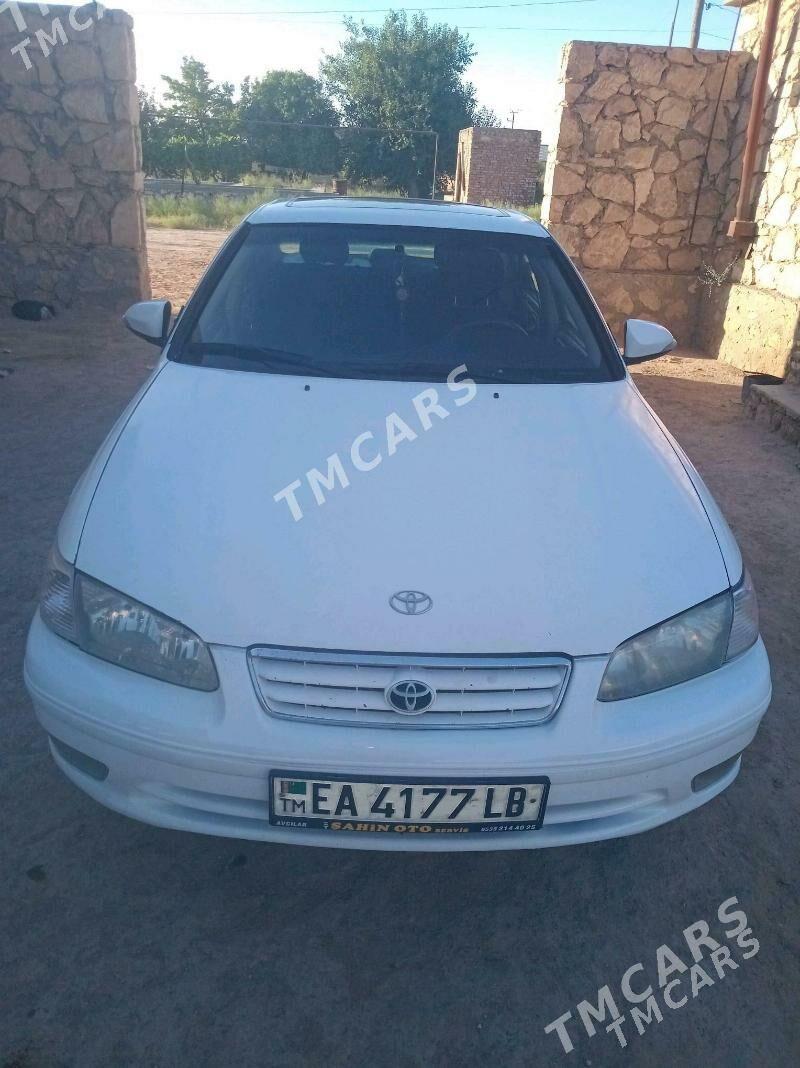 Toyota Camry 1998 - 130 000 TMT - Достлук - img 1