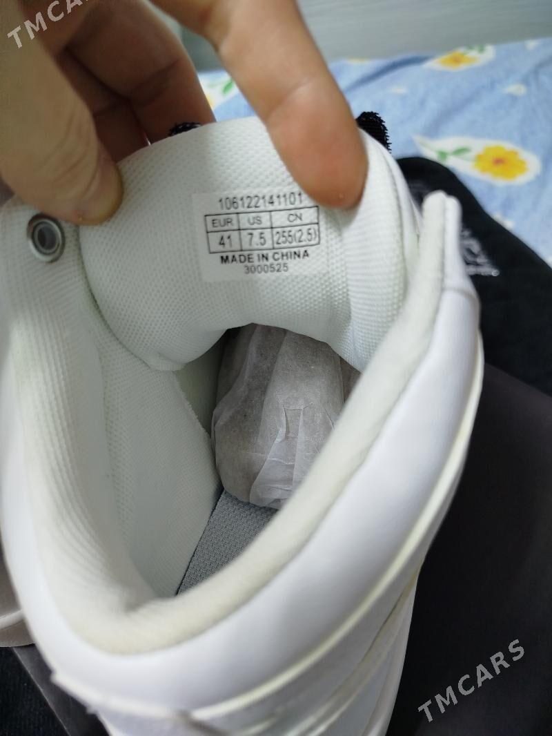 Krasofka oglan - Мир 2 - img 6