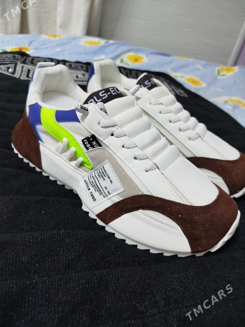 Krasofka oglan - Мир 2 - img 8