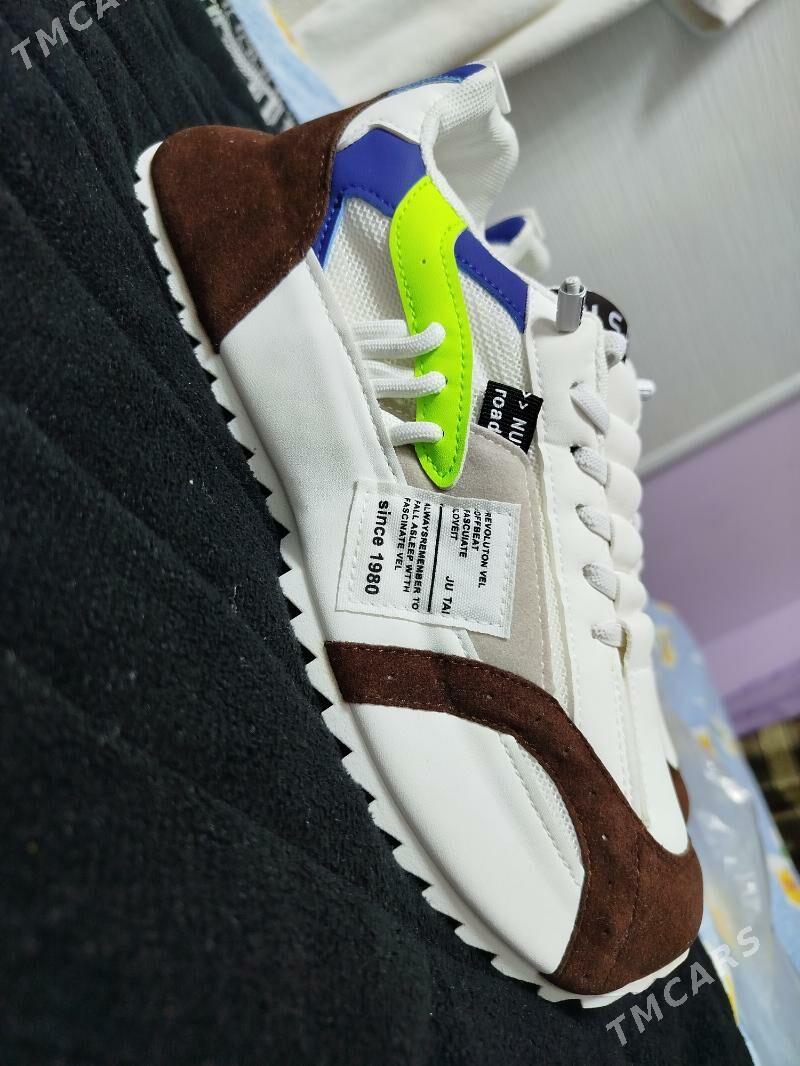 Krasofka oglan - Мир 2 - img 6