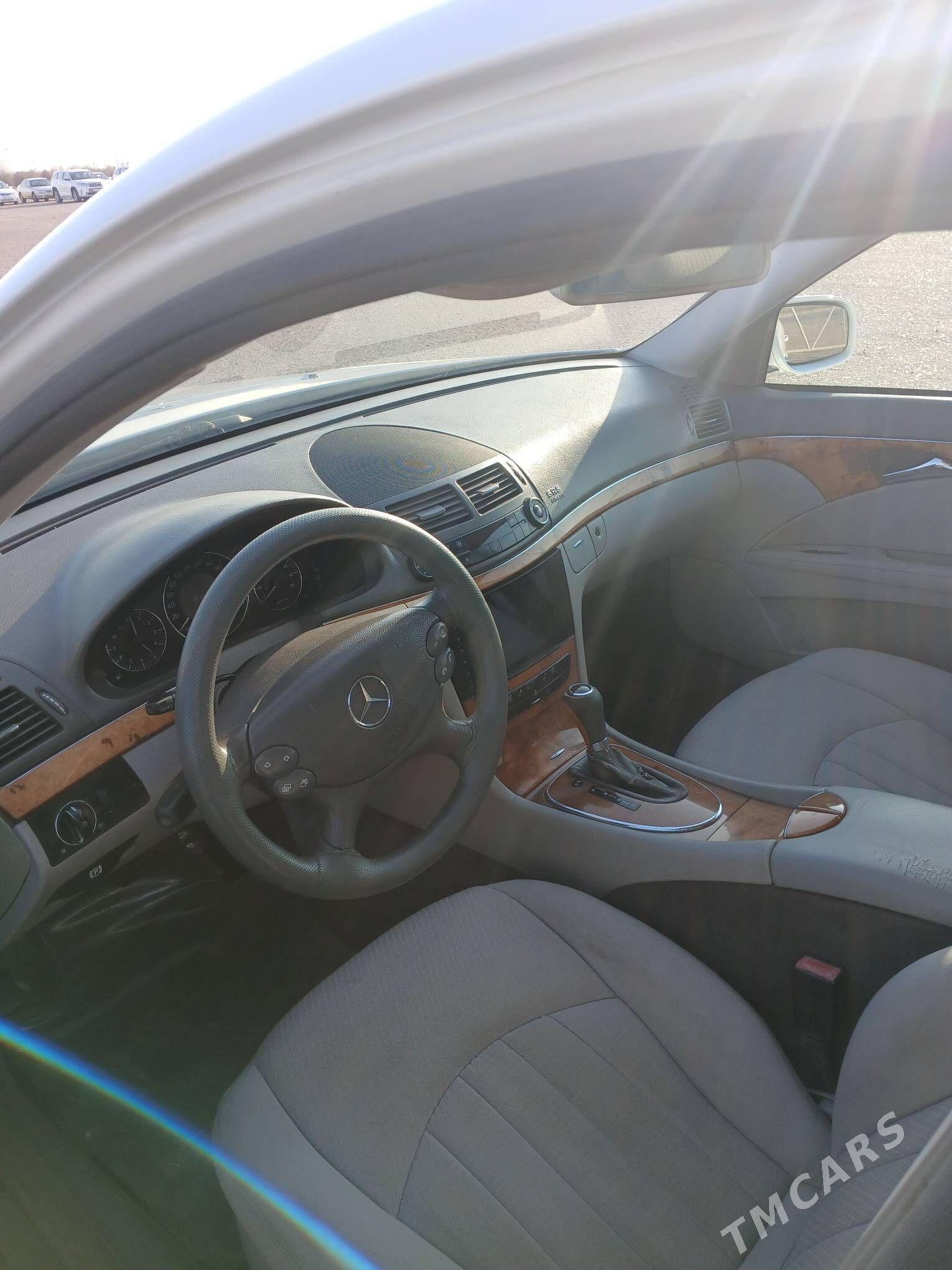 Mercedes-Benz E350 2006 - 140 000 TMT - Дашогуз - img 5
