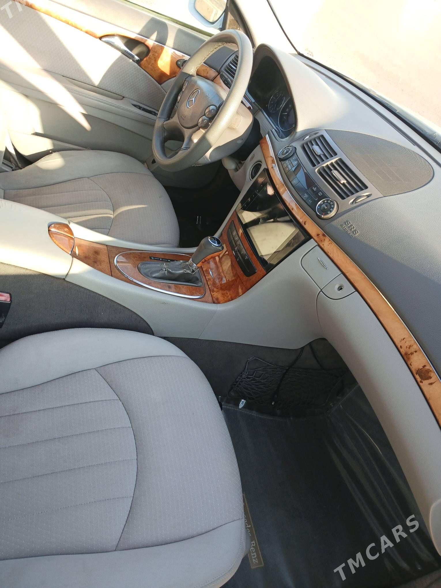 Mercedes-Benz E350 2006 - 140 000 TMT - Дашогуз - img 6