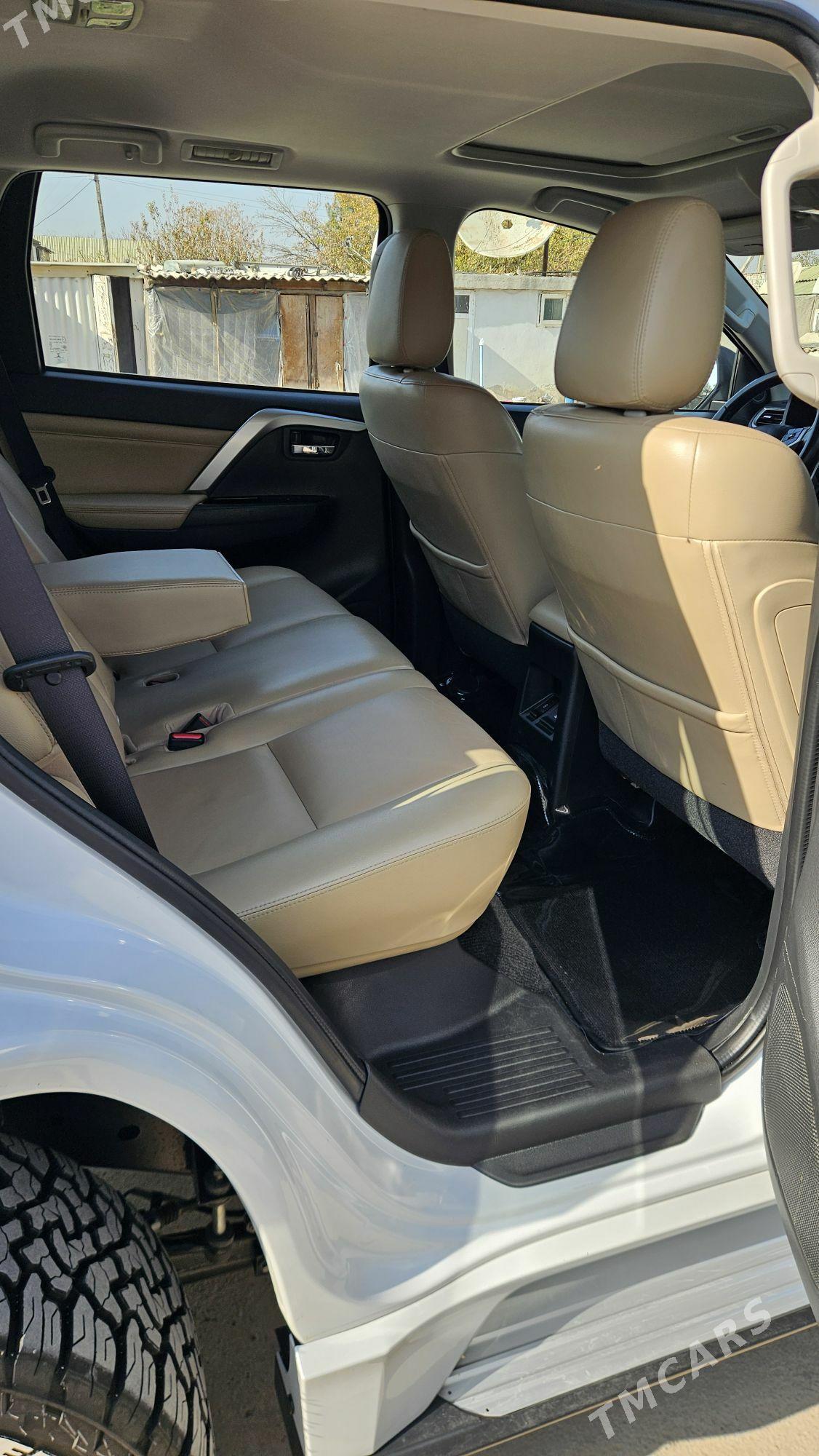 Mitsubishi Pajero 2020 - 435 000 TMT - Ашхабад - img 9