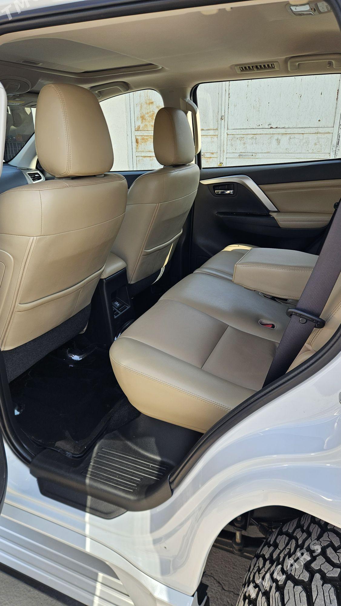 Mitsubishi Pajero 2020 - 435 000 TMT - Ашхабад - img 10