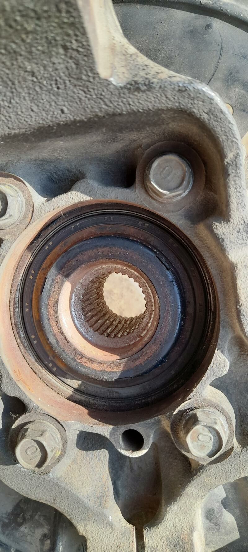 KIA SORENTA Stupitsa, kulak 4 150 TMT - Türkmenabat - img 5