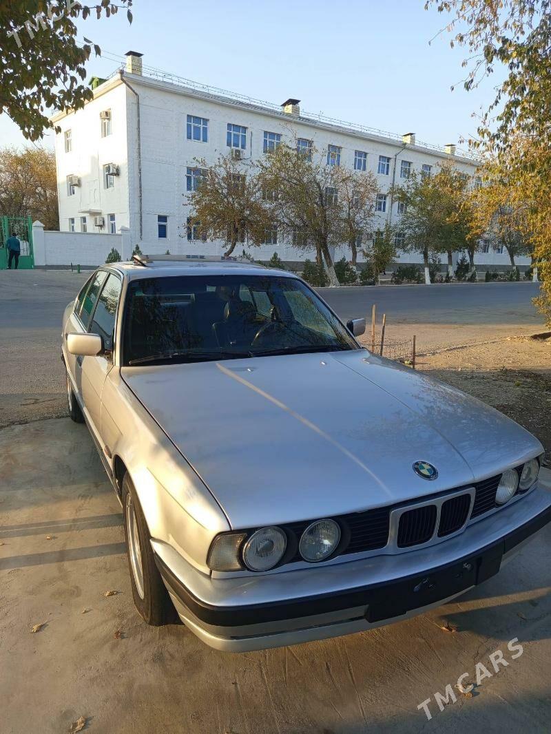 BMW 520 1990 - 65 000 TMT - Balkanabat - img 2
