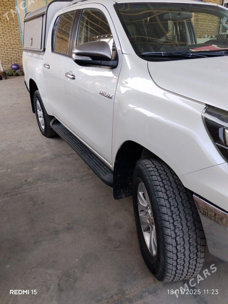 Toyota Hilux 2016 - 450 000 TMT - Mary - img 3