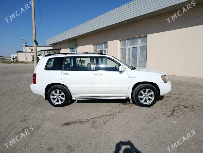 Toyota Highlander 2003 - 210 000 TMT - Кёнеургенч - img 4