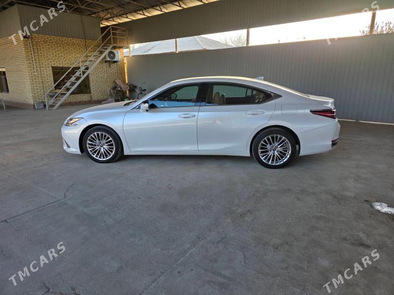 Lexus ES 250 2023 - 520 000 TMT - Mary - img 4
