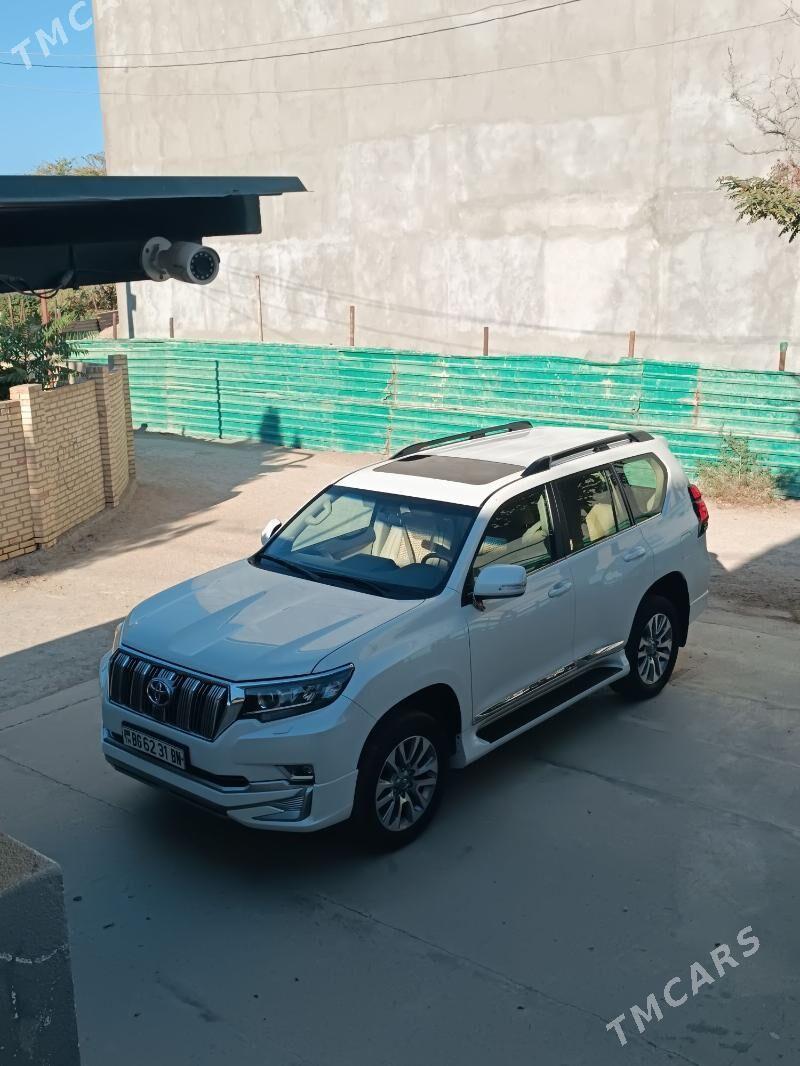 Toyota Land Cruiser Prado 2023 - 1 120 000 TMT - Хазар - img 1