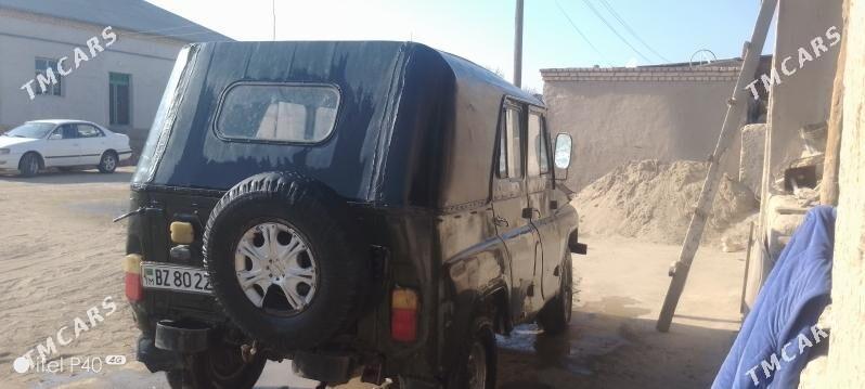 UAZ 469 1980 - 20 000 TMT - Гурбансолтан Едже - img 1