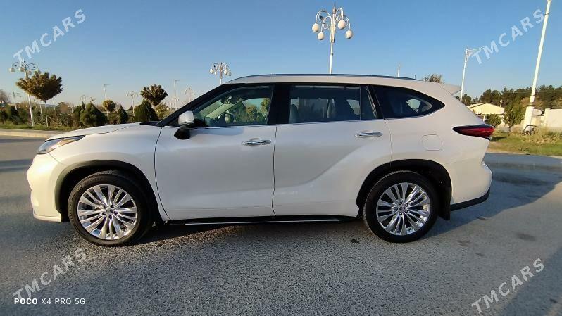 Toyota Highlander 2022 - 670 000 TMT - Анев - img 2