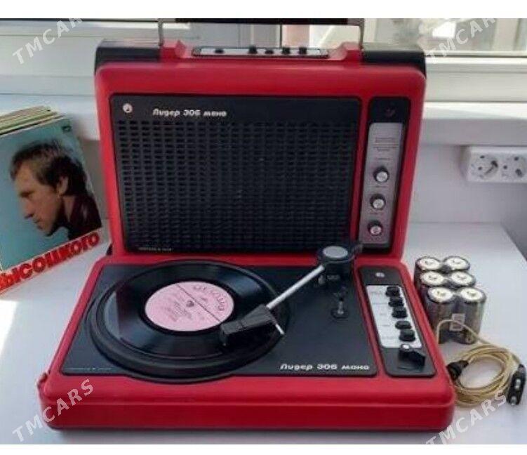 Ретро проигрыватель Лидер - Ашхабад - img 1