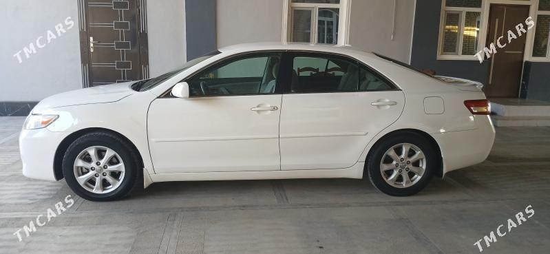 Toyota Camry 2010 - 195 000 TMT - Мары - img 3