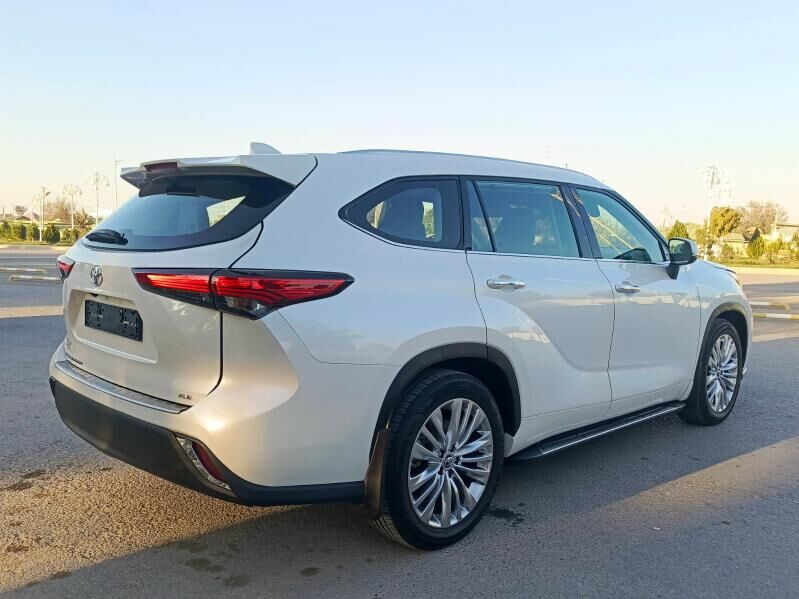 Toyota Highlander 2022 - 670 000 TMT - Ашхабад - img 7