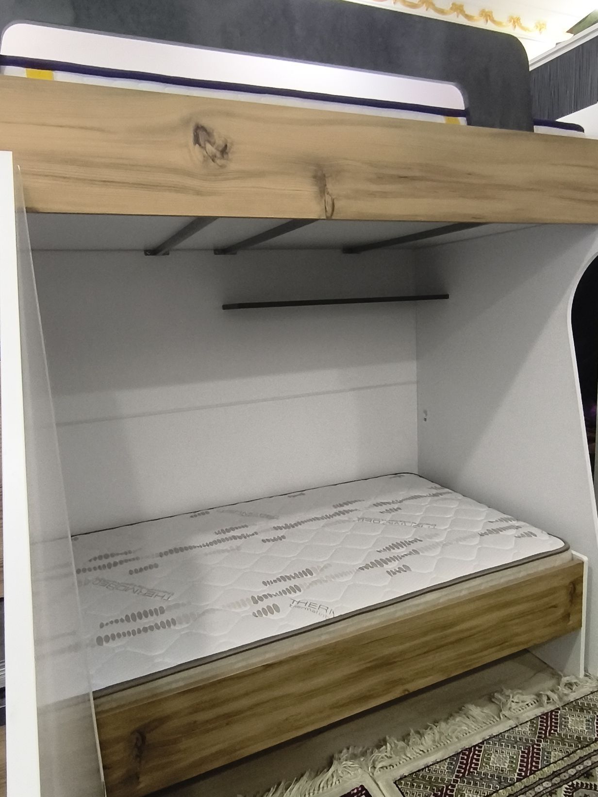 iki etaž krowat - Büzmeýin - img 3