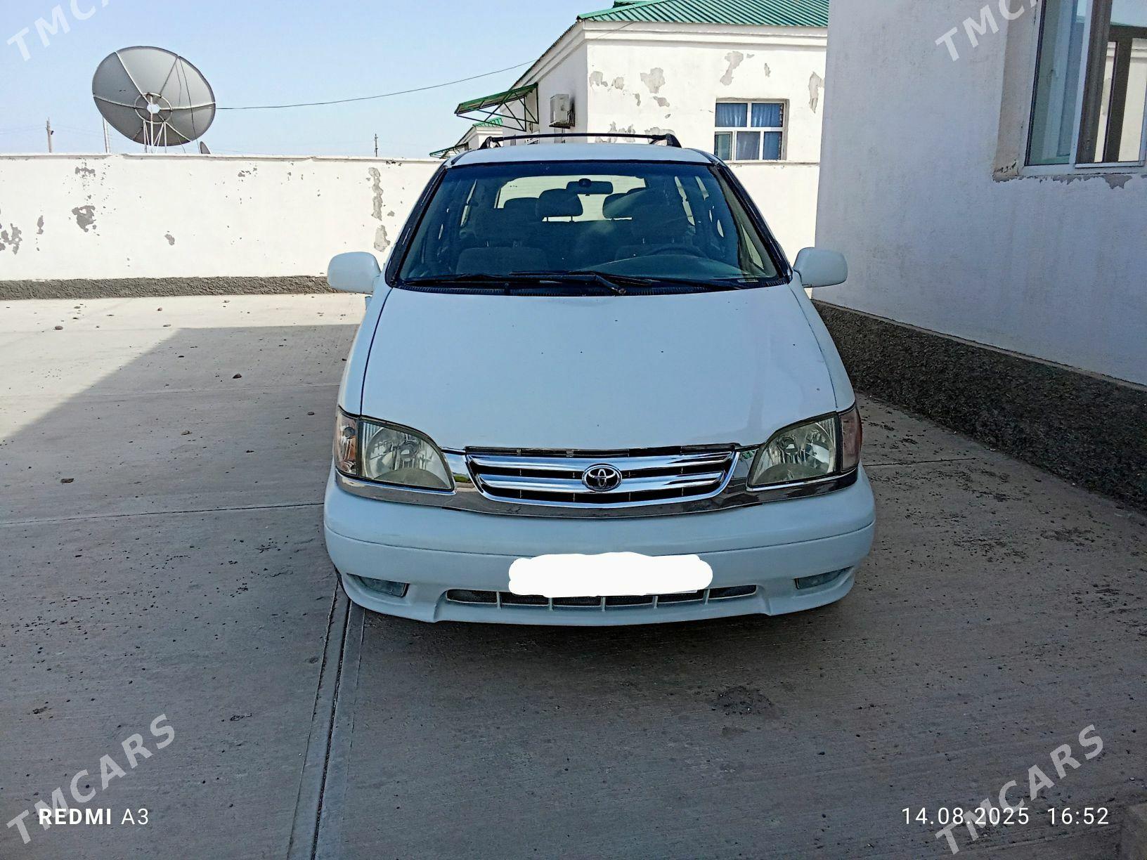 Toyota Sienna 2000 - 130 000 TMT - Бабадайхан - img 3