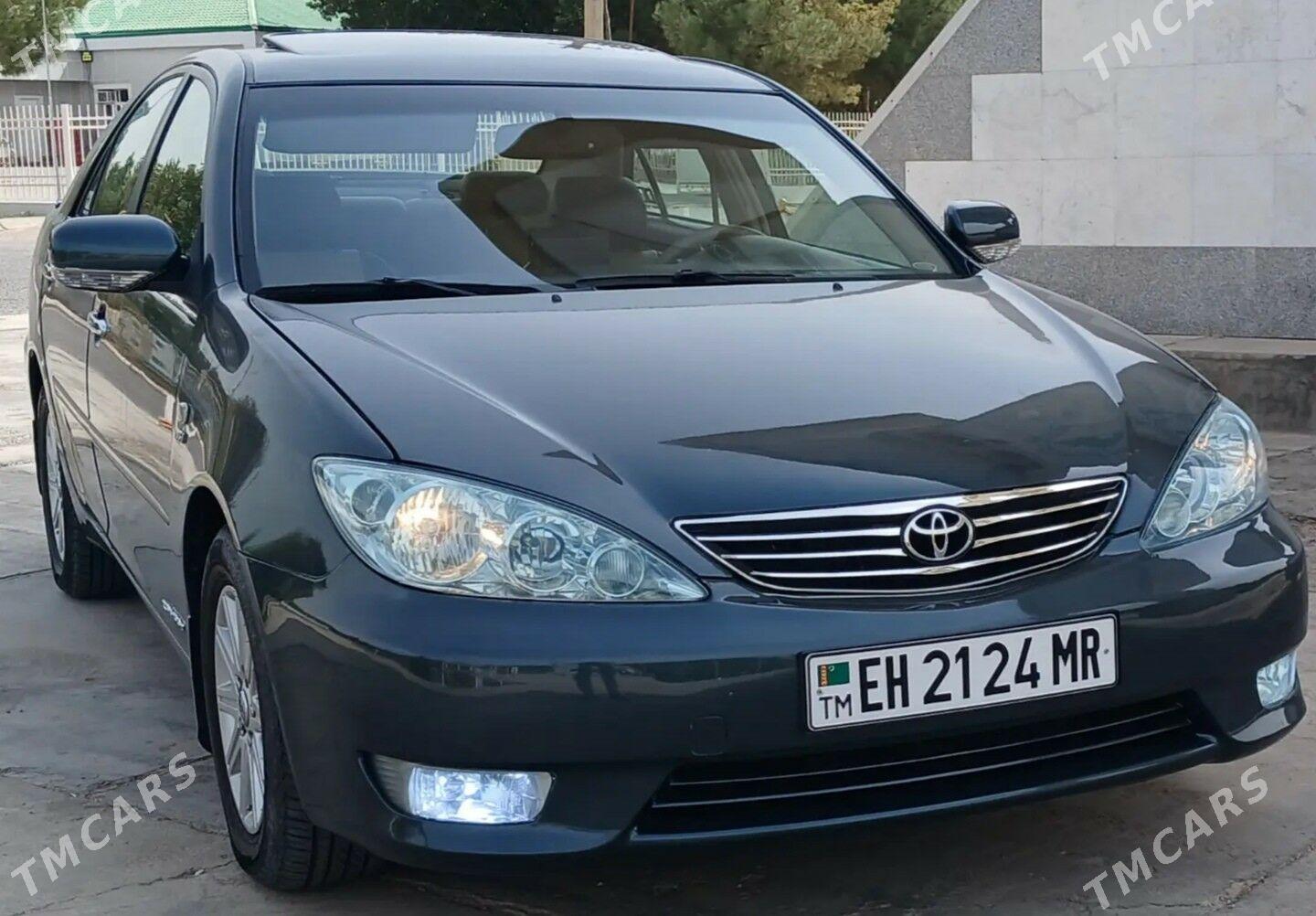 Toyota Camry 2004 - 210 000 TMT - Байрамали - img 2