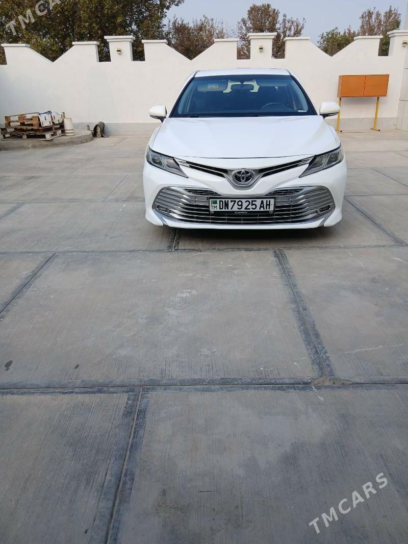 Toyota Camry 2019 - 262 000 TMT - Гёкдепе - img 4