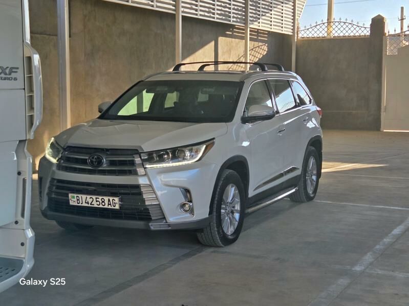 Toyota Highlander 2019 - 430 000 TMT - Ашхабад - img 4