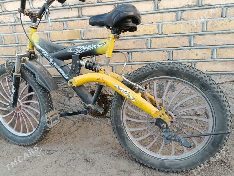 Welik 20lik amestatr - Мары - img 3