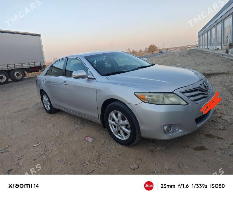 Toyota Camry 2010 - 175 000 TMT - Мары - img 1