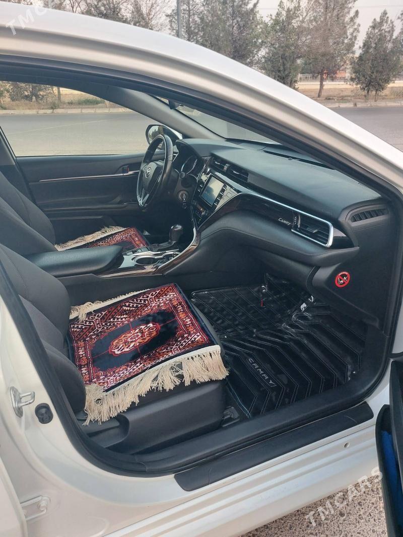 Toyota Camry 2018 - 255 000 TMT - Ашхабад - img 4