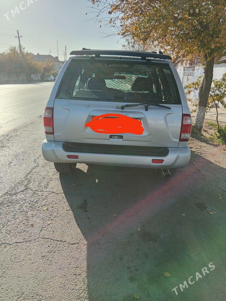 Nissan Pathfinder 2002 - 130 000 TMT - Мары - img 3
