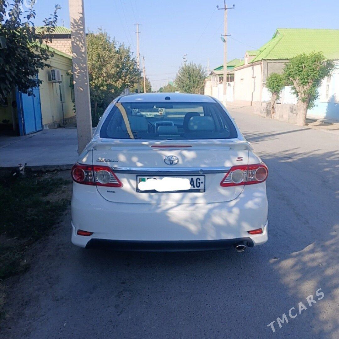 Toyota Corolla 2011 - 160 000 TMT - Aşgabat - img 4
