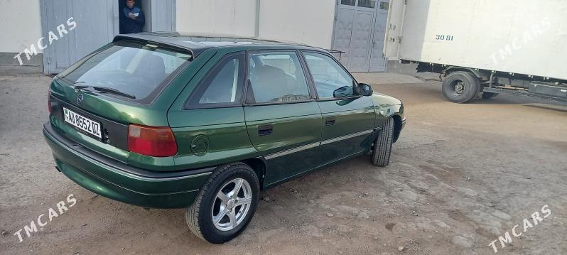 Opel Astra 1996 - 53 000 TMT - Дашогуз - img 3