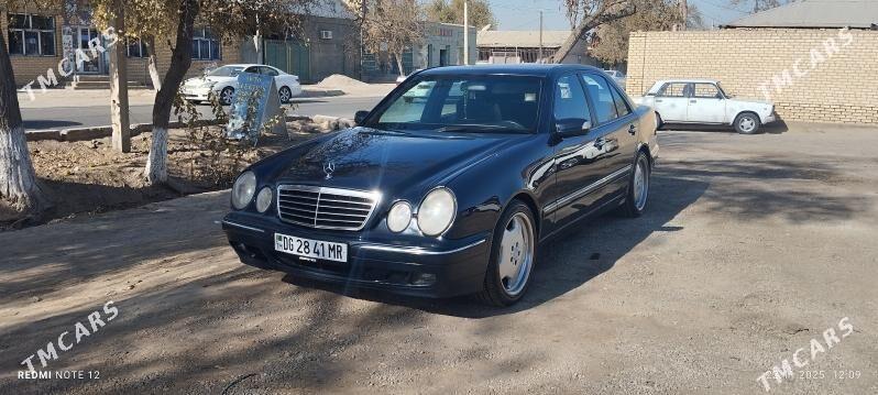 Mercedes-Benz E320 2000 - 135 000 TMT - Mary - img 3