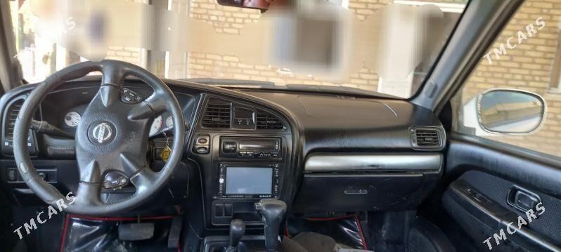 Nissan Pathfinder 2003 - 125 000 TMT - Туркменабат - img 4