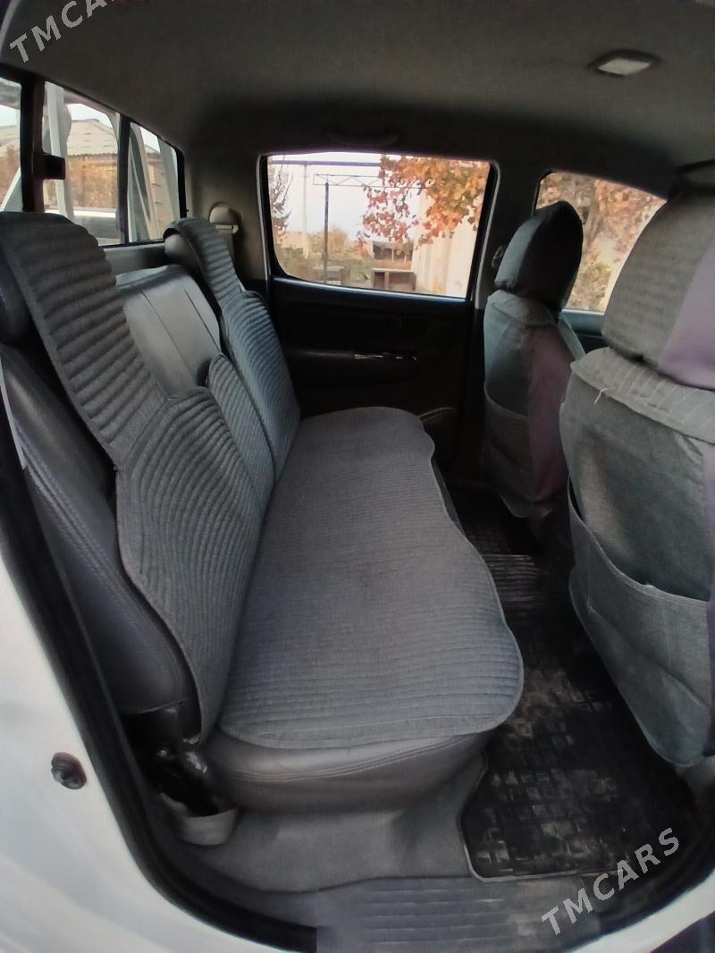 Toyota Hilux 2013 - 400 000 TMT - Saýat - img 9