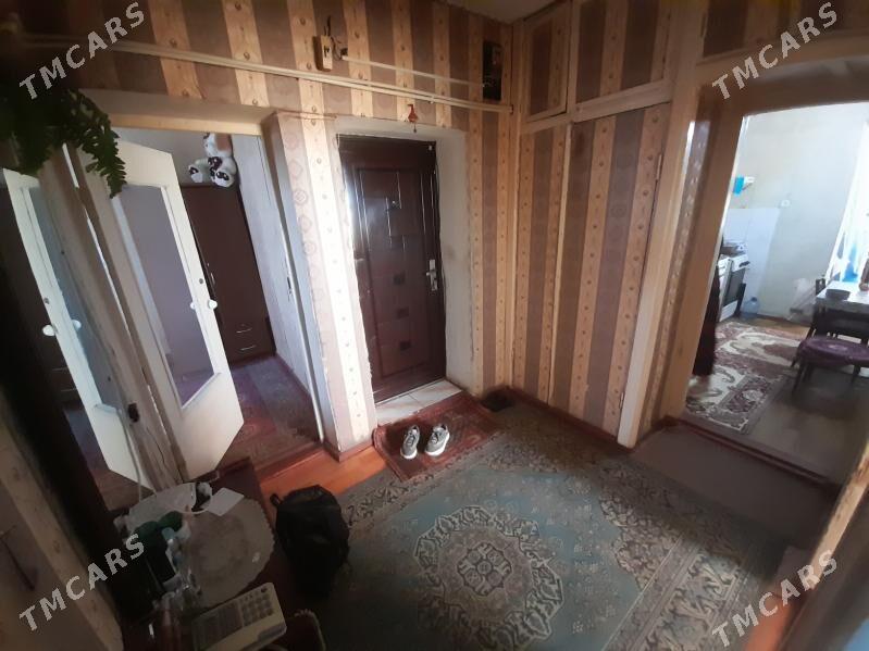 Микрорайон4 этаж3 ком - Туркменбаши - img 3