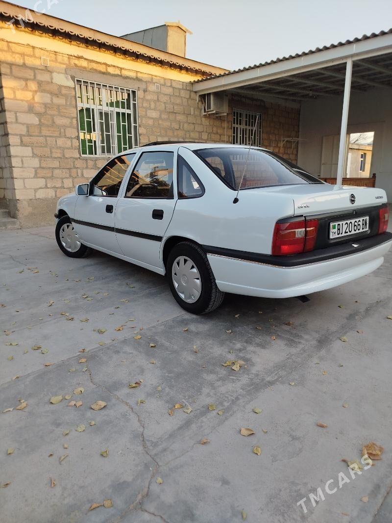 Opel Vectra 1993 - 43 000 TMT - Gyzylarbat - img 3