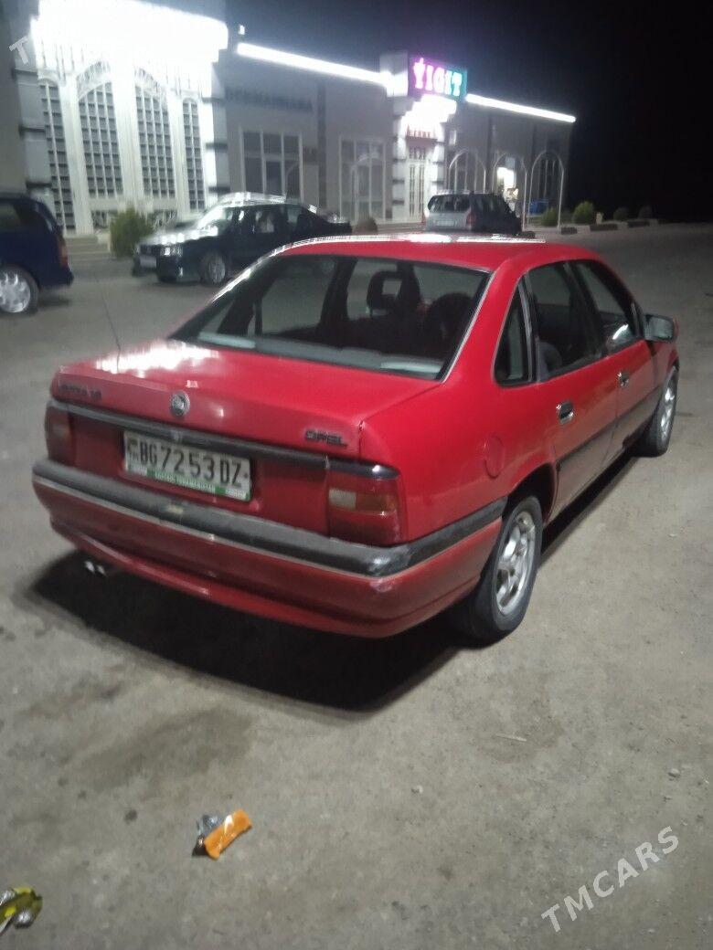 Opel Vectra 1993 - 33 000 TMT - Гурбансолтан Едже - img 2