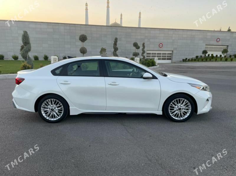 Kia Forte 2022 - 226 500 TMT - Кипджак - img 5