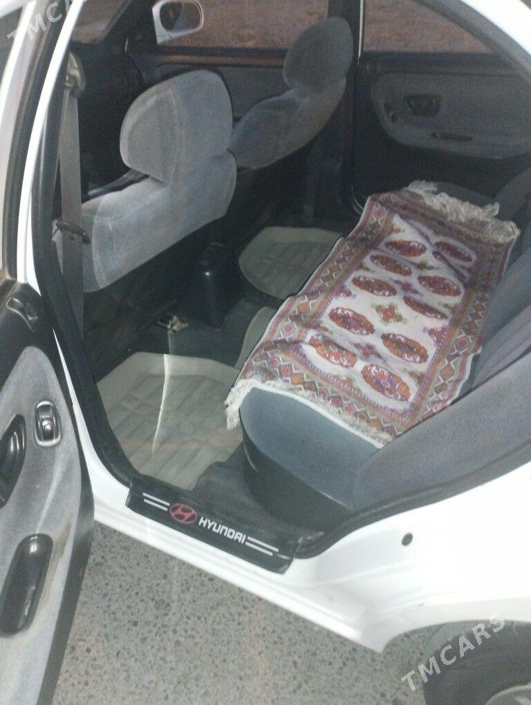 Hyundai Sonata 1996 - 60 000 TMT - Губадаг - img 9