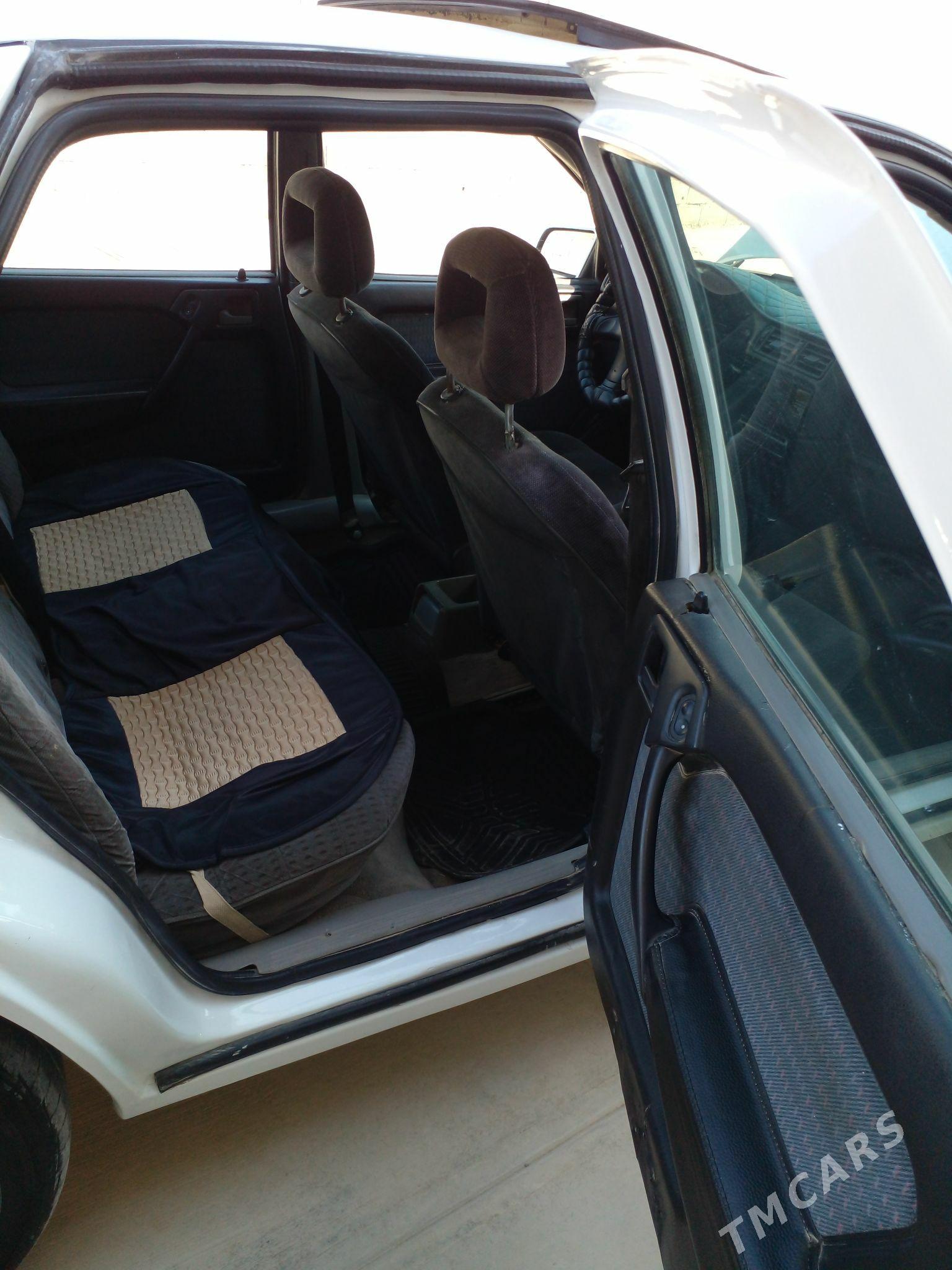 Opel Vectra 1993 - 45 000 TMT - Бахарден - img 4