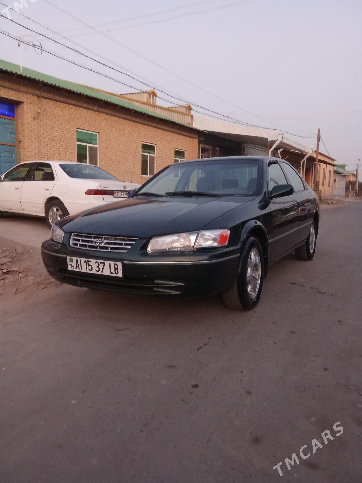 Toyota Camry 1998 - 125 000 TMT - Dänew - img 1