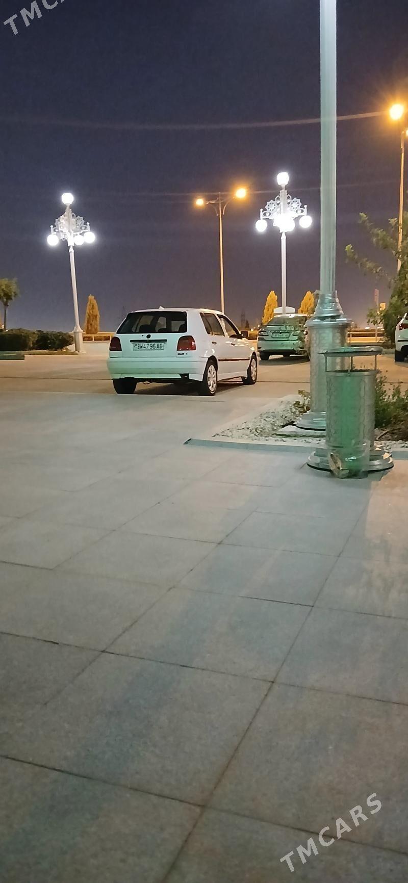 Volkswagen Golf 1992 - 38 000 TMT - Чоганлы - img 3