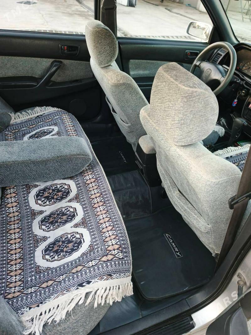 Toyota Camry 1995 - 65 000 TMT - Балканабат - img 2