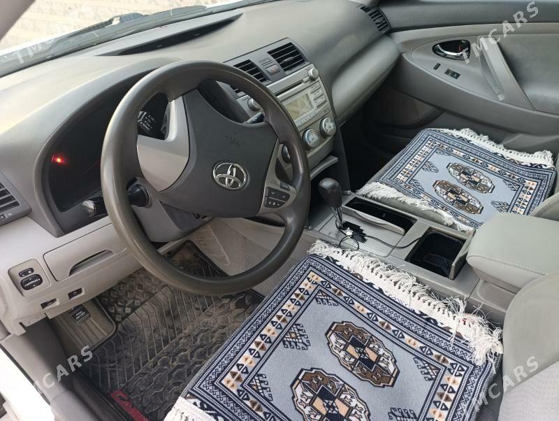 Toyota Camry 2011 - 190 000 TMT - Мары - img 3