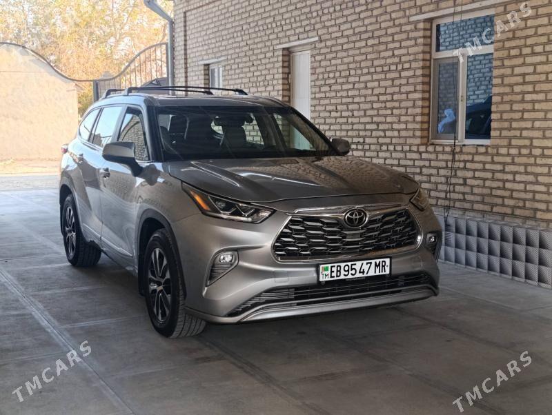 Toyota Highlander 2023 - 579 000 TMT - Мары - img 1