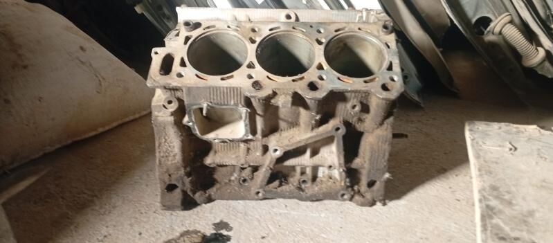 blok 3lik lexsus es 300 2 000 TMT - Бедев - img 2