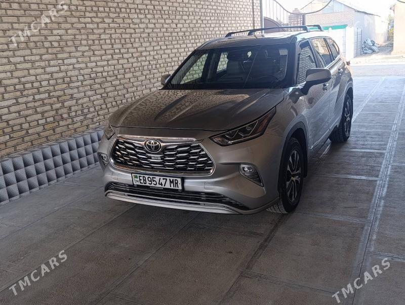 Toyota Highlander 2023 - 579 000 TMT - Мары - img 2