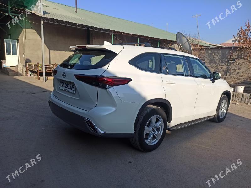 Toyota Highlander 2021 - 540 000 TMT - Кёнеургенч - img 4