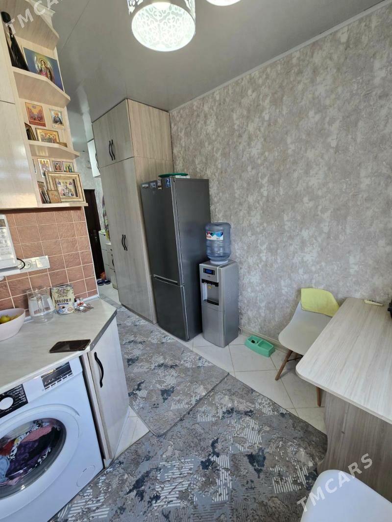 Gagarin 4/3 etaz 1в2 komnat - Ашхабад - img 4