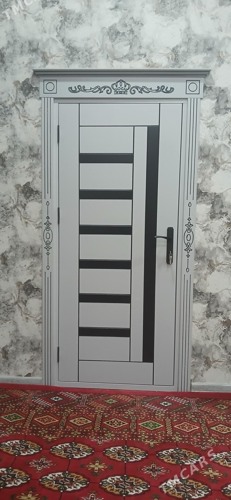 Satlyk icki gapy - Murgap - img 2