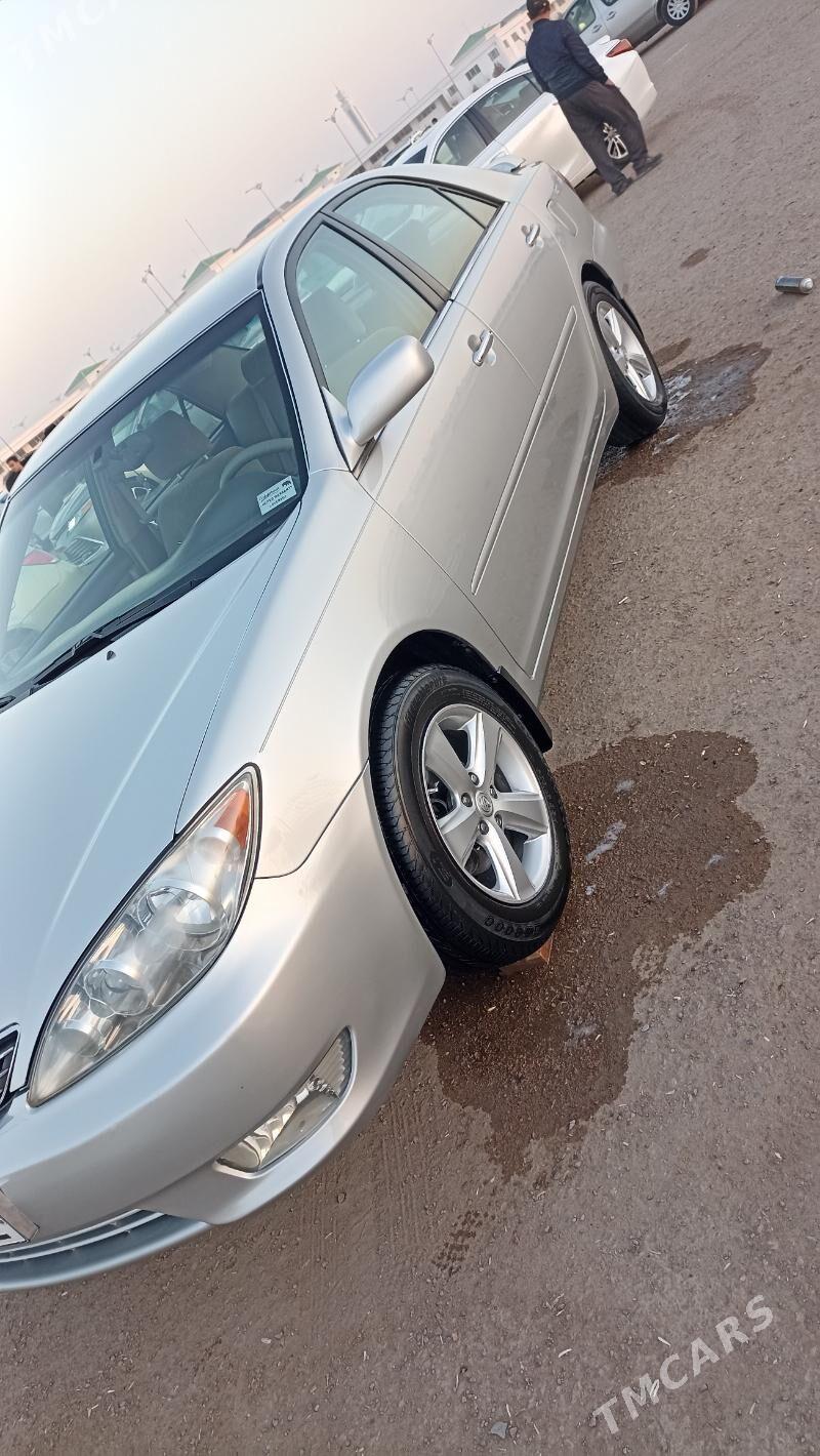Toyota Camry 2004 - 170 000 TMT - Дашогуз - img 4